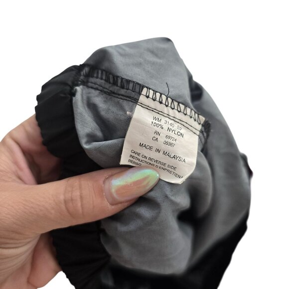 Vintage 90s Columbia Mens XL Retro Windbreaker Jacket Purple Black front pocket - Picture 7 of 8